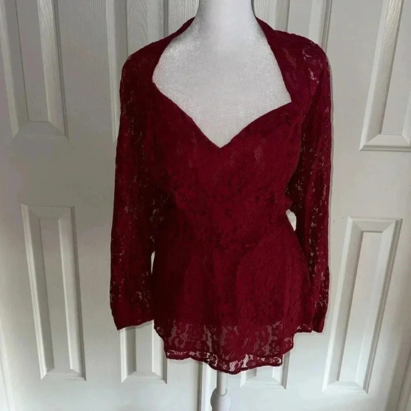 Torrid Lace Overlay plunging neckline Top - Picture 1 of 5